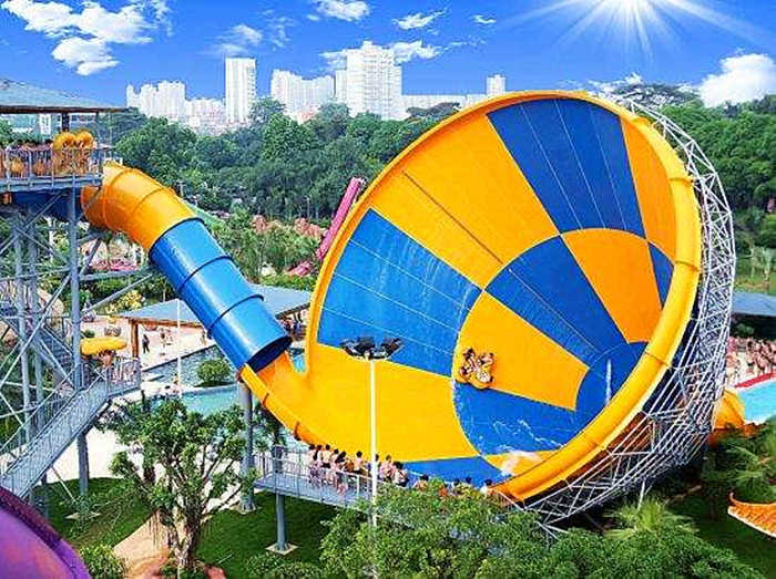仅需20元，享原价30元的【开封市】金泉水上乐园亲子门票一张，包含：金泉水上乐园亲子门票一张+国标泳池+大型造浪池+儿童游泳训练池+沙滩寻宝池+欢乐摸鱼池+免费淋浴+拖鞋等；